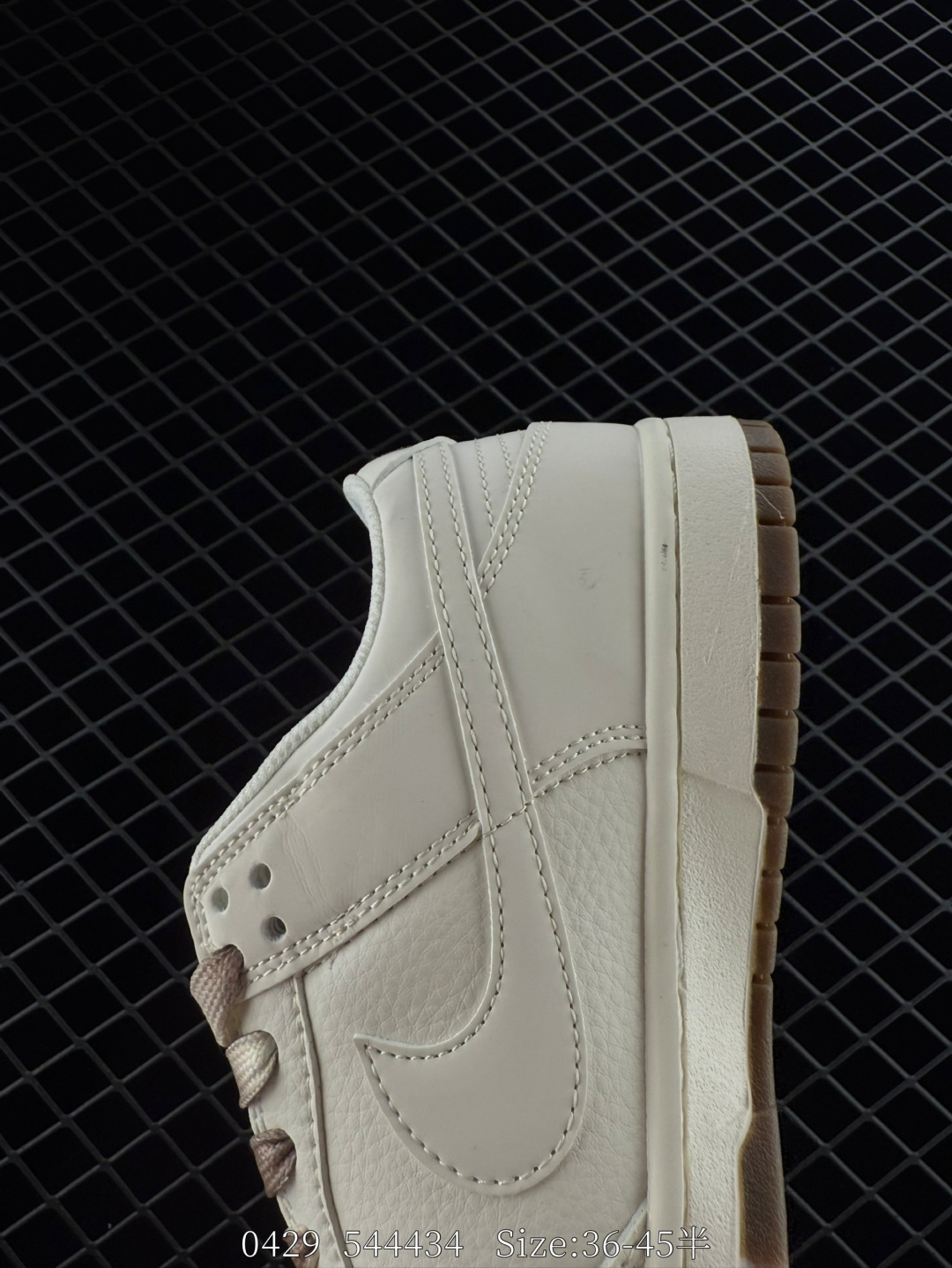 Travis Scott x Air Jordan 1 ” Reverse Mocha “